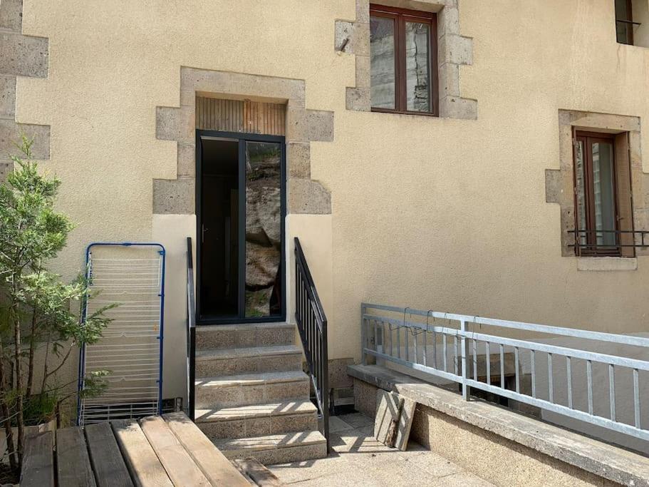 Appartement 4 Personnes, 1 Chambre, Terrasse, Wifi, Proche Du Centre لا بوربول المظهر الخارجي الصورة
