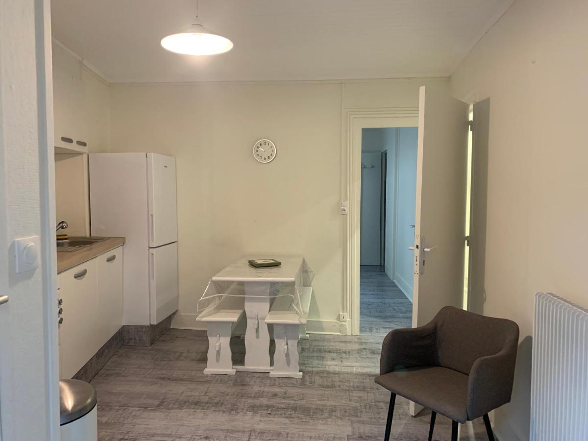 Appartement 4 Personnes, 1 Chambre, Terrasse, Wifi, Proche Du Centre لا بوربول المظهر الخارجي الصورة