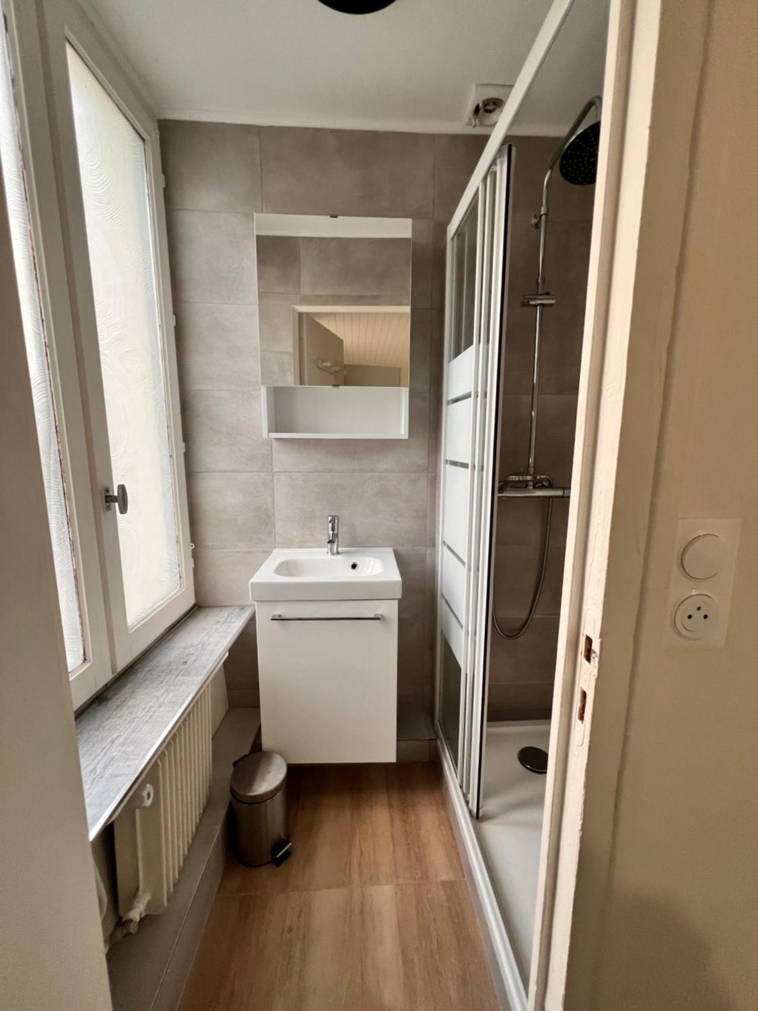 Appartement 4 Personnes, 1 Chambre, Terrasse, Wifi, Proche Du Centre لا بوربول المظهر الخارجي الصورة