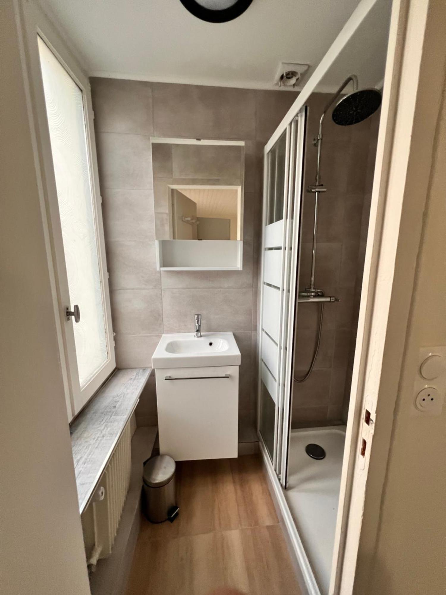 Appartement 4 Personnes, 1 Chambre, Terrasse, Wifi, Proche Du Centre لا بوربول المظهر الخارجي الصورة